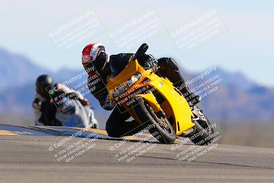 media/Mar-12-2022-SoCal Trackdays (Sat) [[152081554b]]/Turn 9 (220pm)/